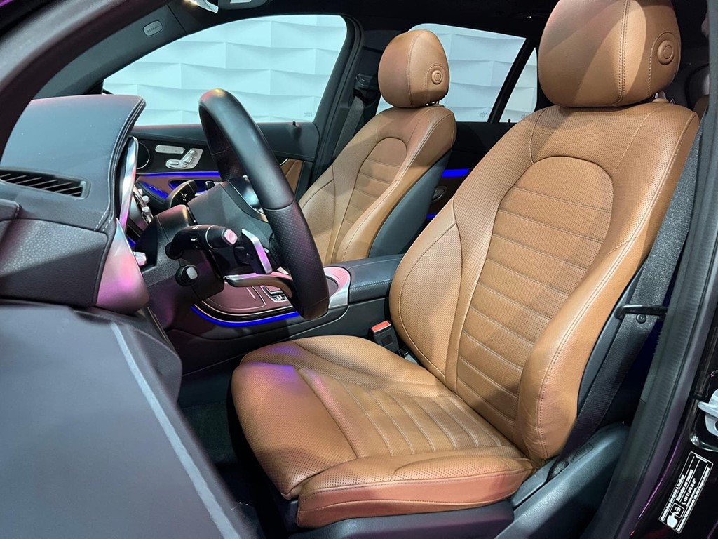 Foto 8 MERCEDES-BENZ CLASE GLC 300d 4MATIC 2.0 AMG LINE 245CV AT9