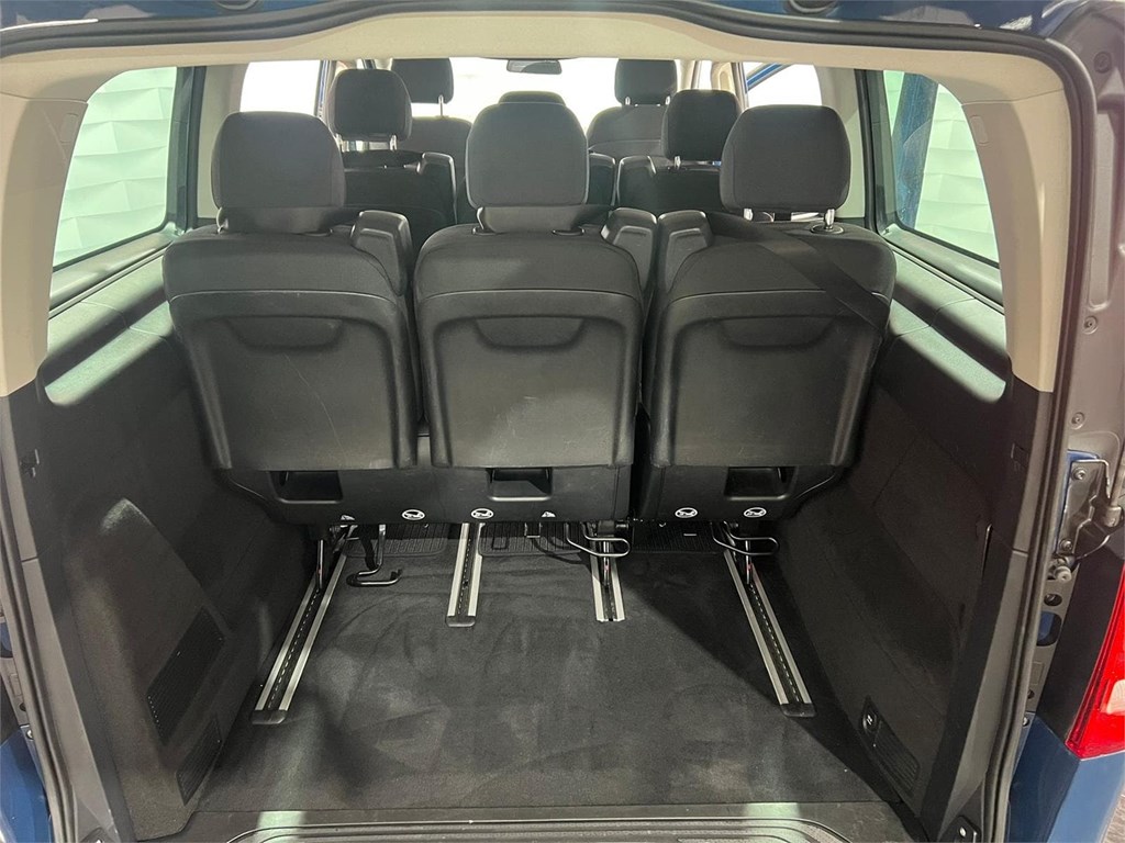 Foto 4 MERCEDES BENZ CLASE V 220D LARGA