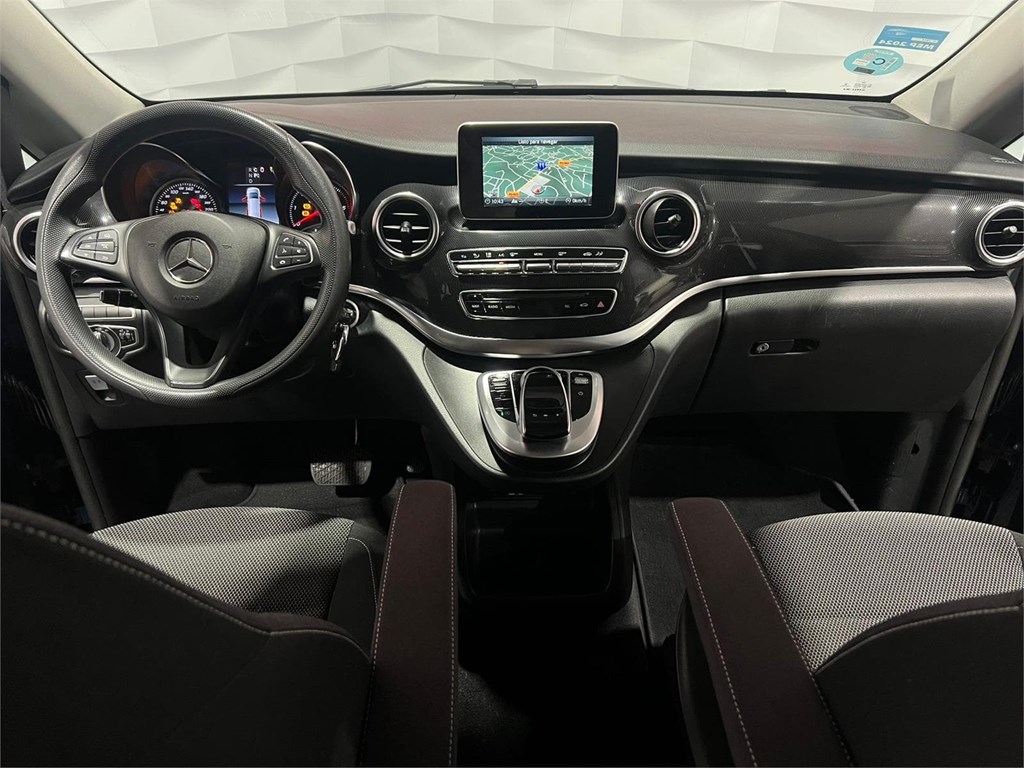 Foto 8 MERCEDES BENZ CLASE V 220D LARGA