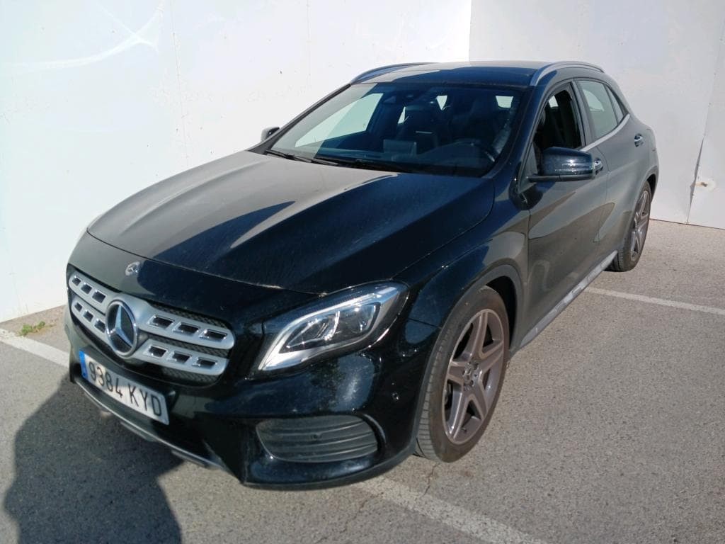 Foto 1 MERCEDES BENZ GLA 220 CDI 2.1 170CV AMG LINE AT7