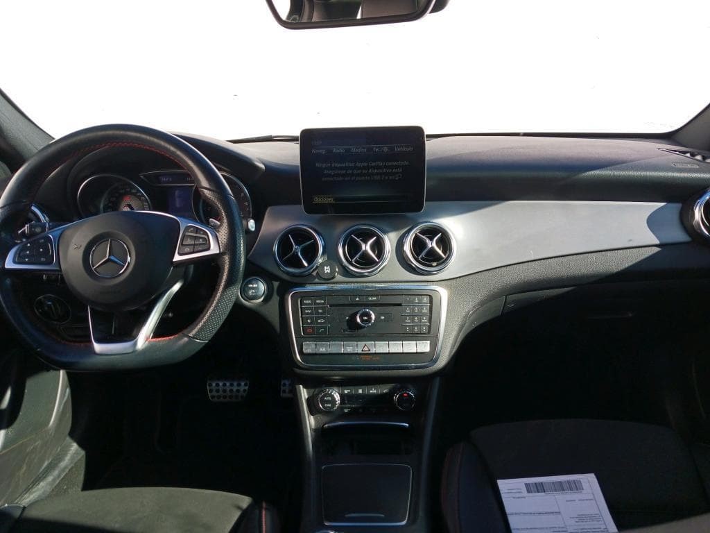 Foto 4 MERCEDES BENZ GLA 220 CDI 2.1 170CV AMG LINE AT7