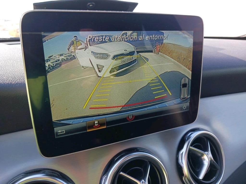 Foto 8 MERCEDES BENZ GLA 220 CDI 2.1 170CV AMG LINE AT7