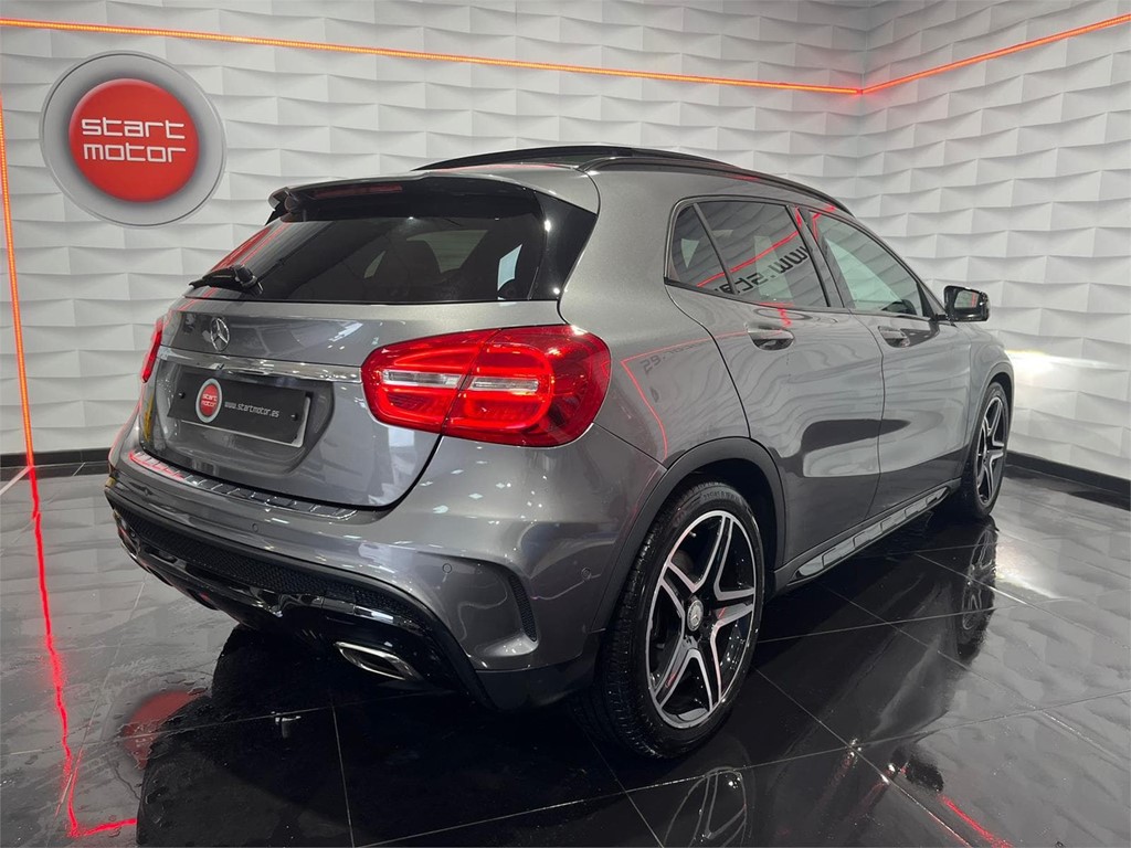 Foto 4 MERCEDES BENZ GLA 220D 2.2 170CV AMG LINE