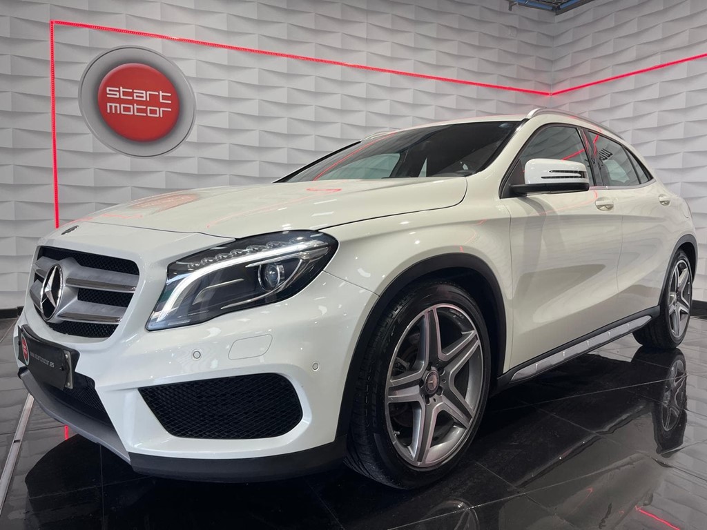 Foto 1 MERCEDES BENZ GLA 220D AMG LINE