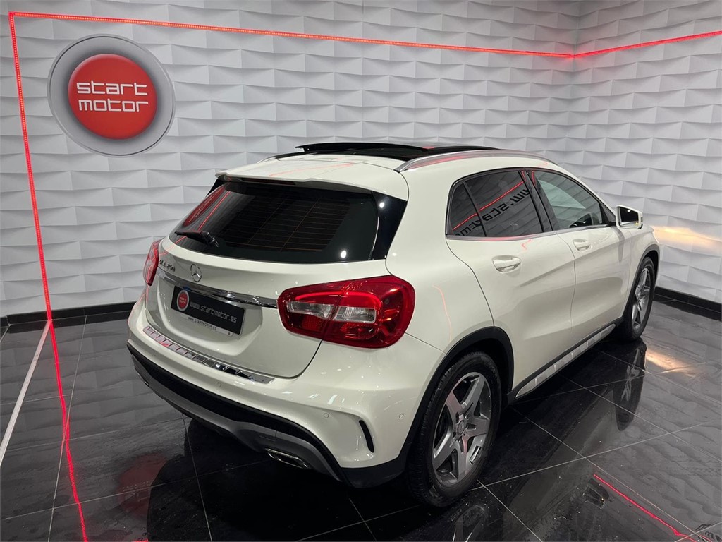 Foto 4 MERCEDES BENZ GLA 250 2.0 211CV