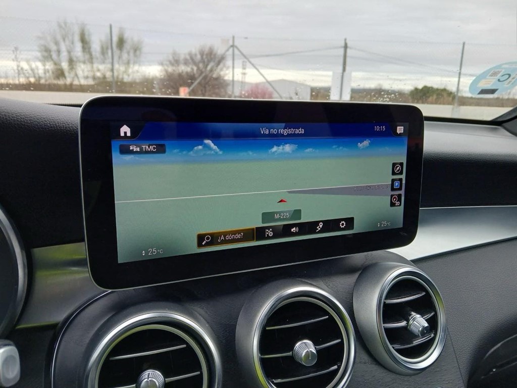Foto 7 MERCEDES BENZ GLC 200d 4MATIC AMG LINE 165CV AT9