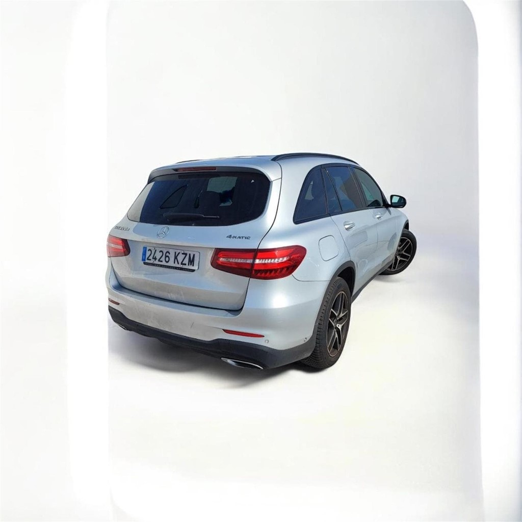 Foto 2 MERCEDES BENZ GLC 220d 4MATIC AMG LINE 2.1 170CV AT9