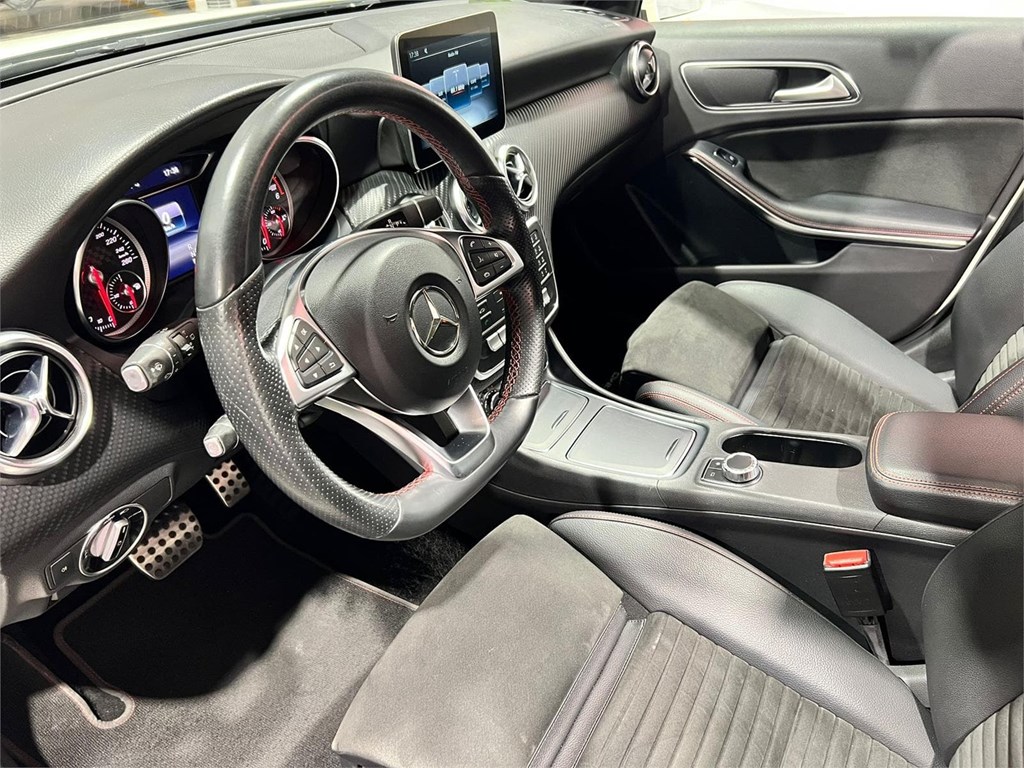 Foto 9 MERCEDES CLASE A 200d