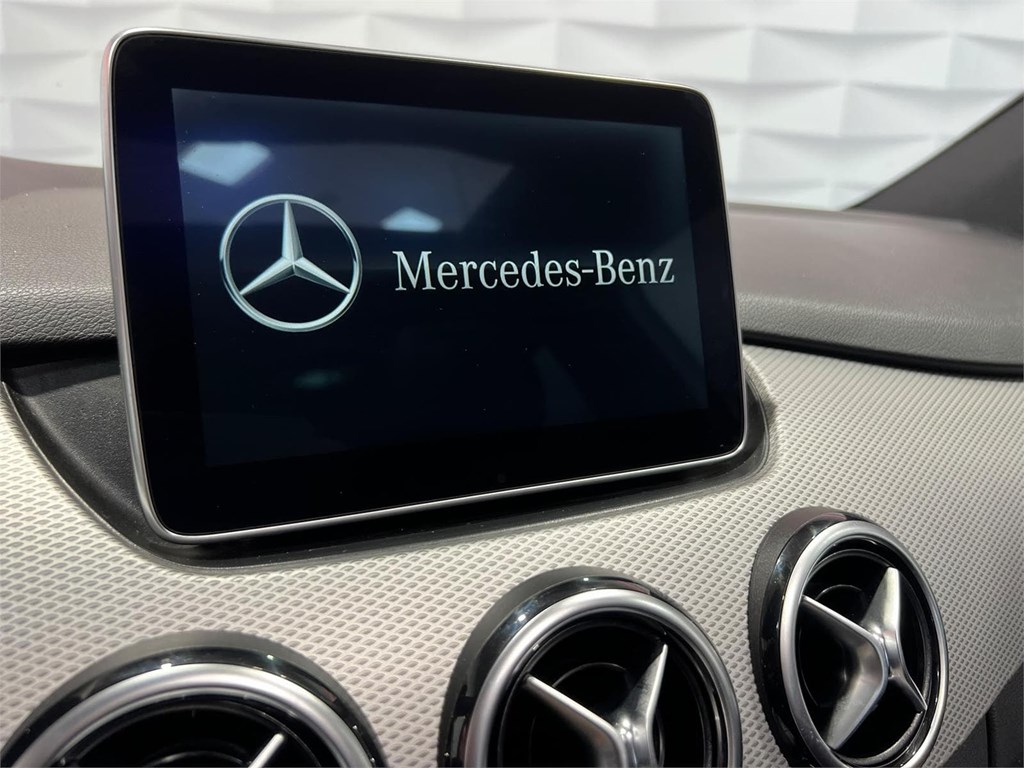 Foto 14 MERCEDES CLASE B 18OD 1.5 110CV