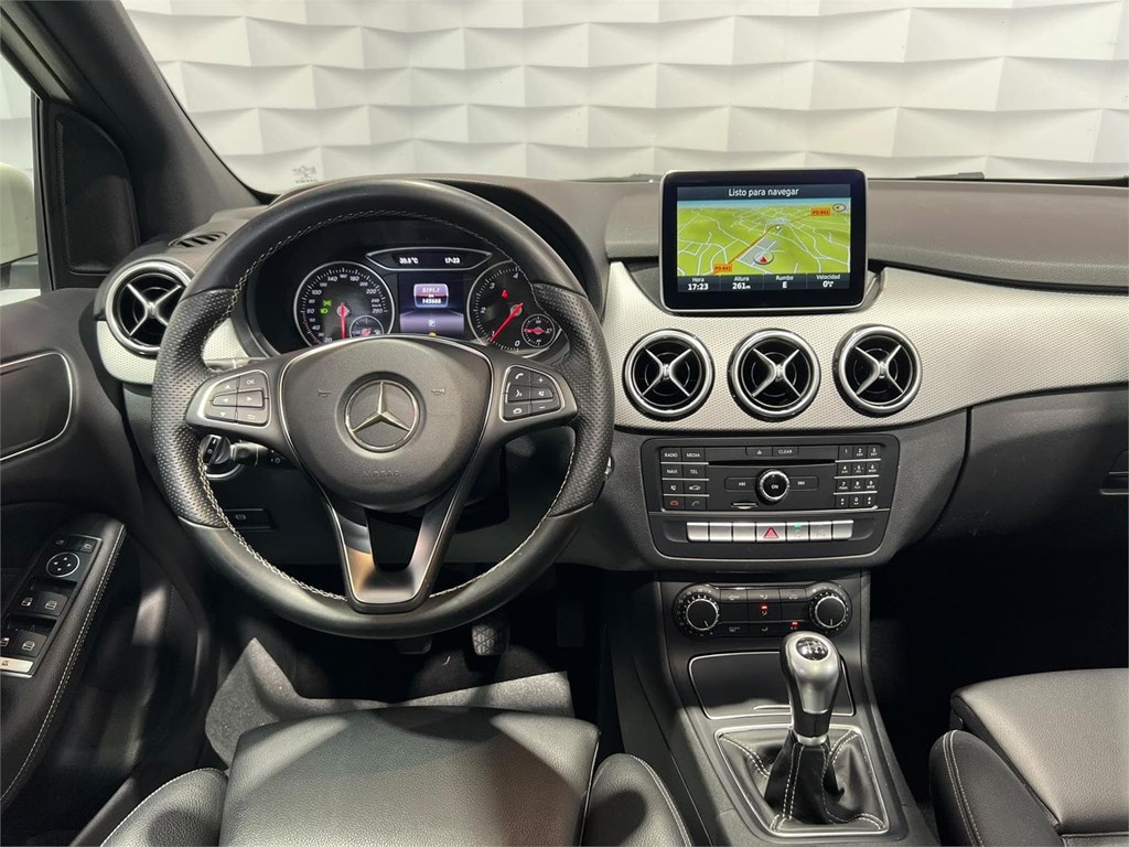 Foto 6 MERCEDES CLASE B 18OD 1.5 110CV