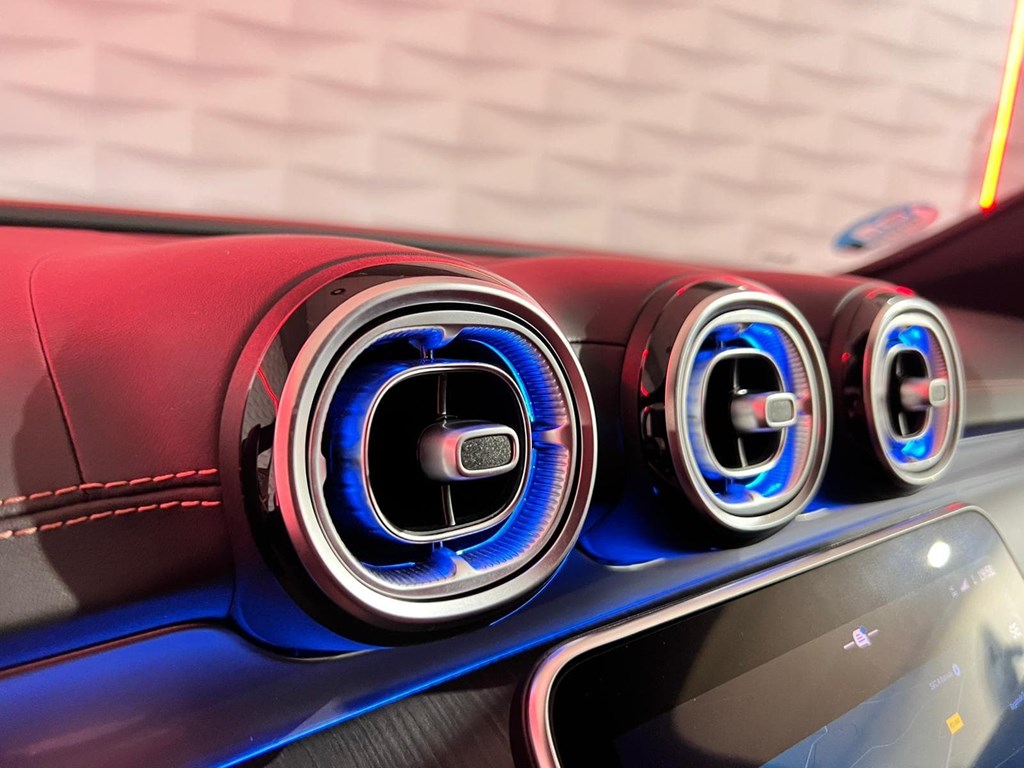 Foto 13 MERCEDES CLASE C 220d AMG LINE 220CV AT9