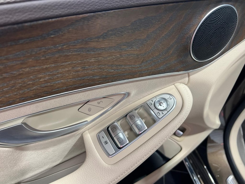 Foto 15 MERCEDES CLASE C 220d EXCLUSIVE