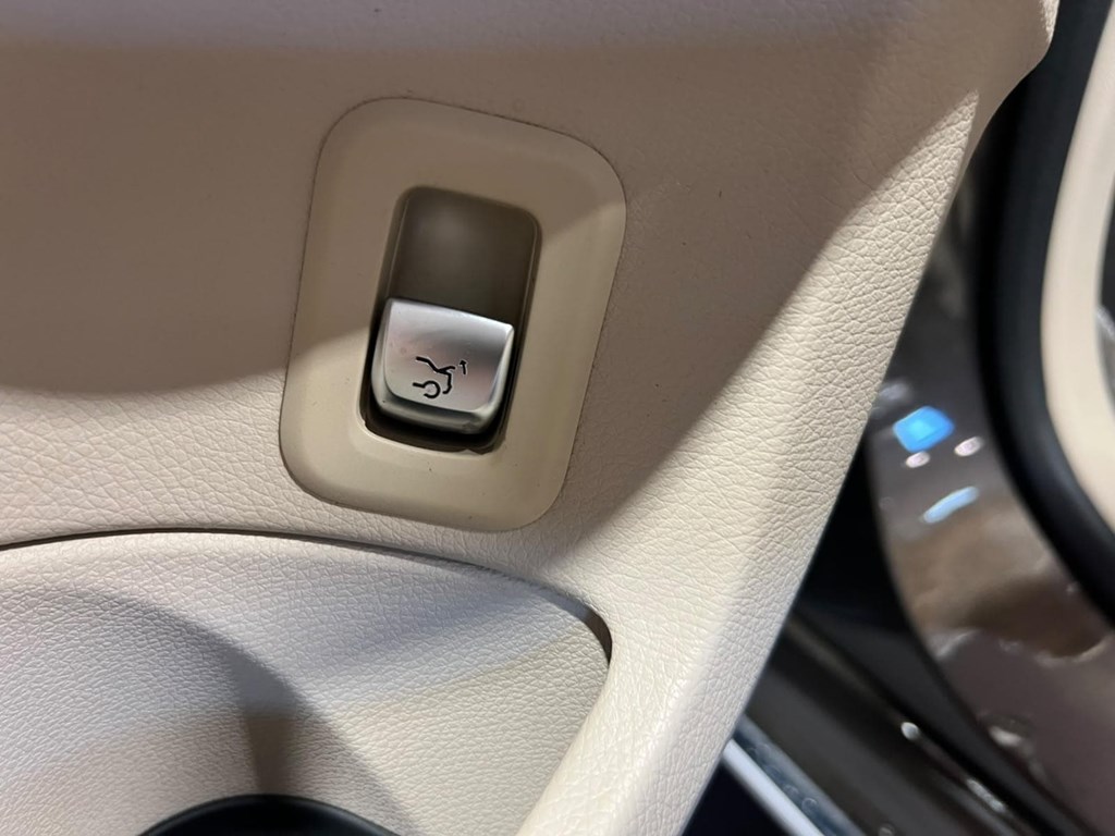 Foto 17 MERCEDES CLASE C 220d EXCLUSIVE