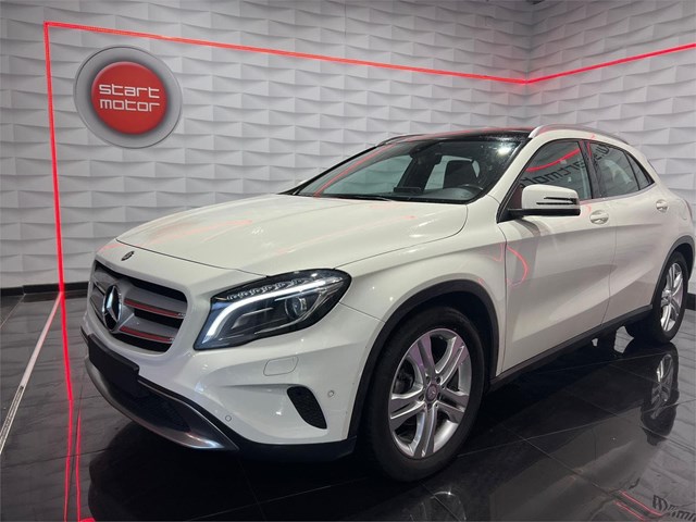 MERCEDES GLA 200d URBAN 7G-DCT 136CV