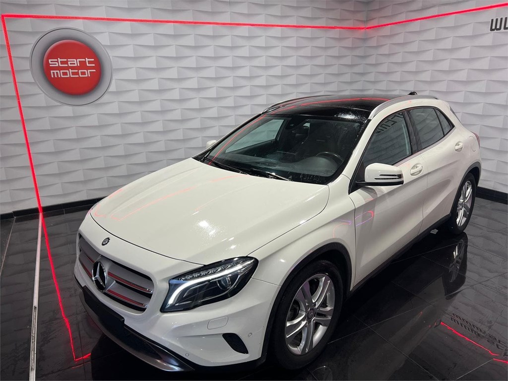 Foto 3 MERCEDES GLA 200d URBAN 7G-DCT 136CV