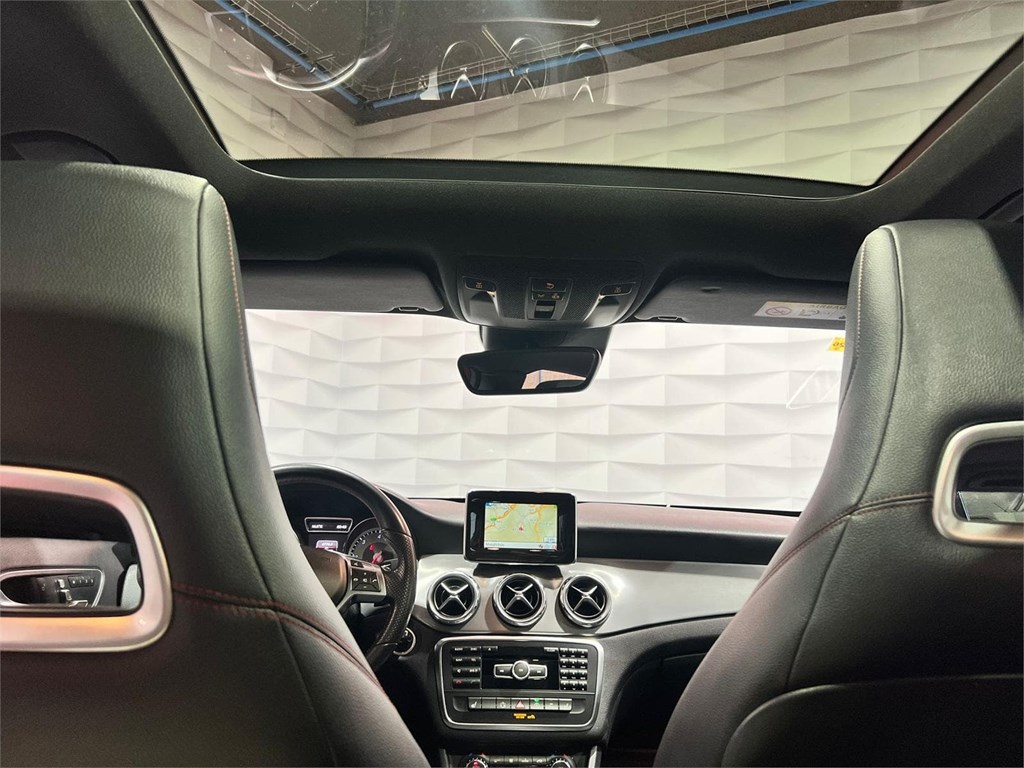 Foto 11 MERCEDES GLA 220CDI AMG LINE 