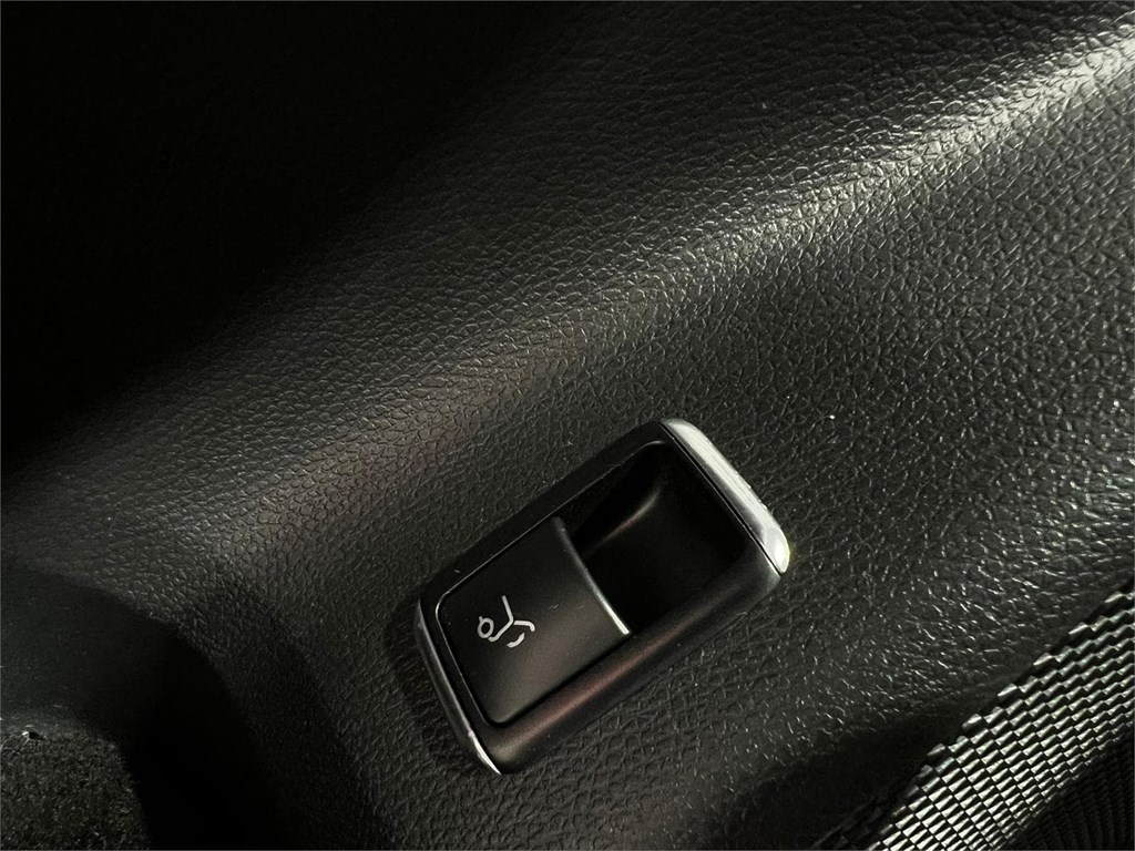 Foto 20 MERCEDES GLA 220CDI AMG LINE 