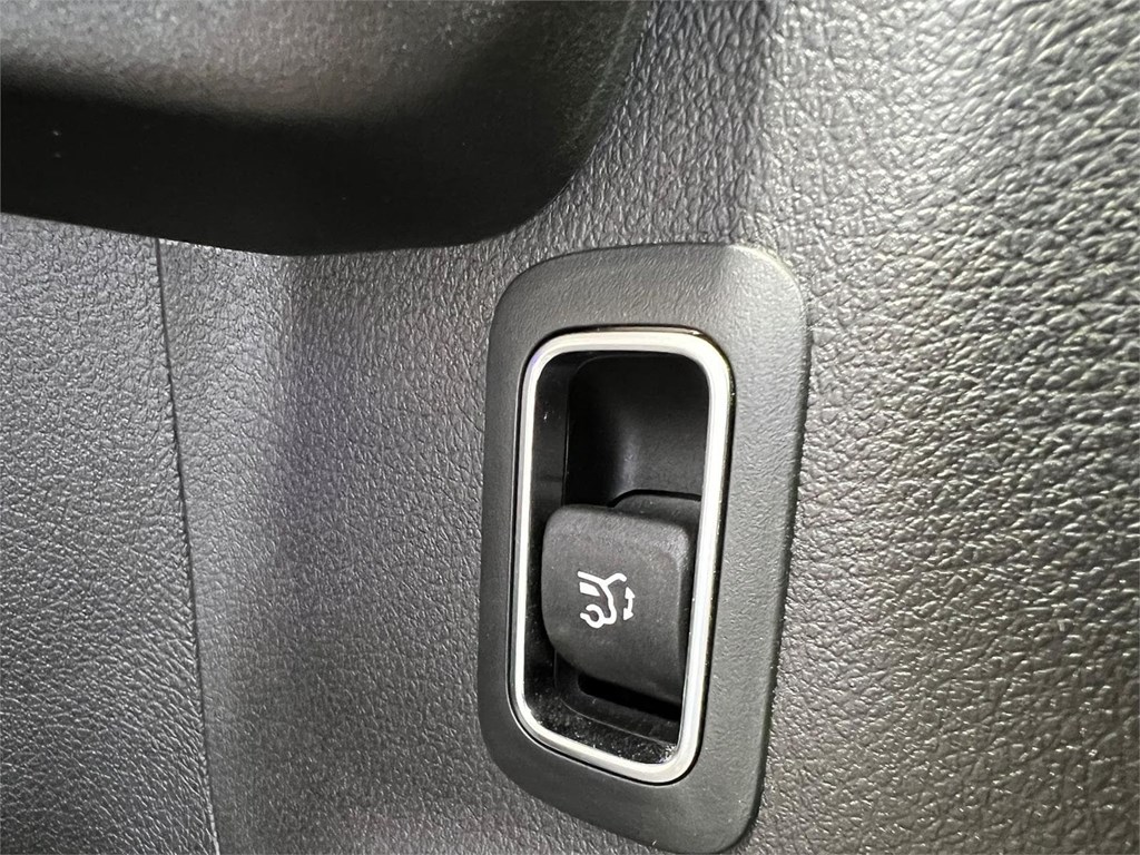 Foto 18 MERCEDES GLB 200 163CV AMG