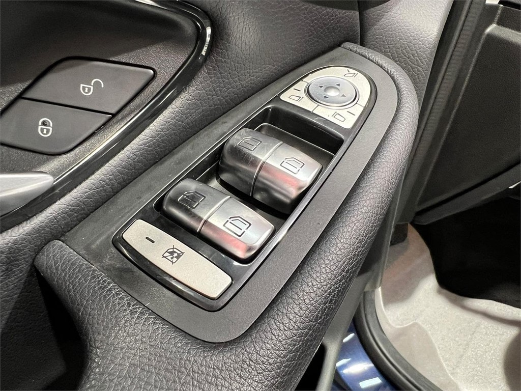 Foto 13 MERCEDES GLC 220D 4MATIC 2.1 AMG LINE 170CV AT9