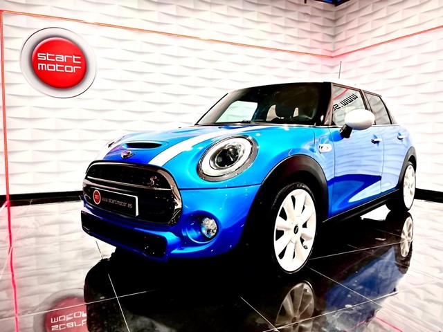 MINI 5P COOPER SD AUTO