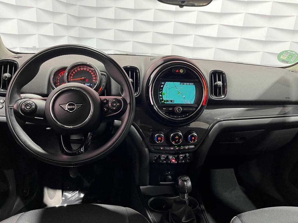 Foto 14 MINI COUNTRYMAN COOPER D 2.0 150CV