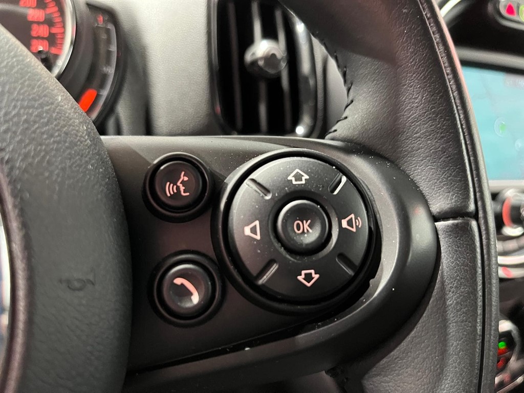 Foto 16 MINI COUNTRYMAN COOPER D 2.0 150CV