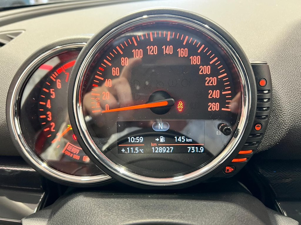 Foto 10 MINI ONE CLUBMAN COOPER 