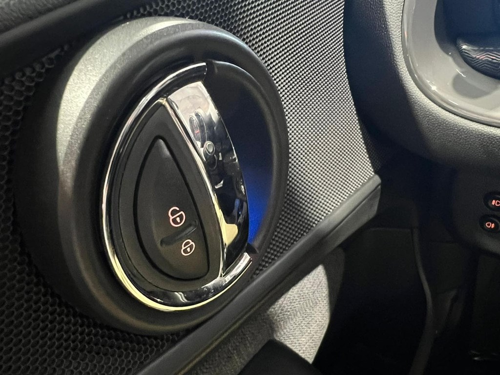 Foto 12 MINI ONE CLUBMAN COOPER 