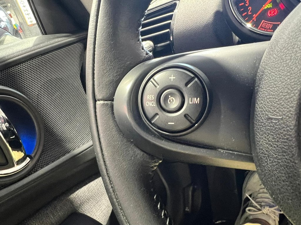 Foto 9 MINI ONE CLUBMAN COOPER 