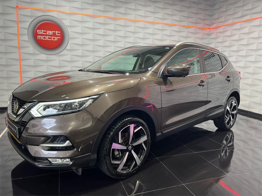 Foto 1 NISSAN QASHQAI 1.3 140CV 