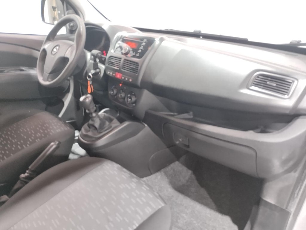 Foto 6 OPEL COMBO VAN TOUR EXPRESSION 1.6 105CV