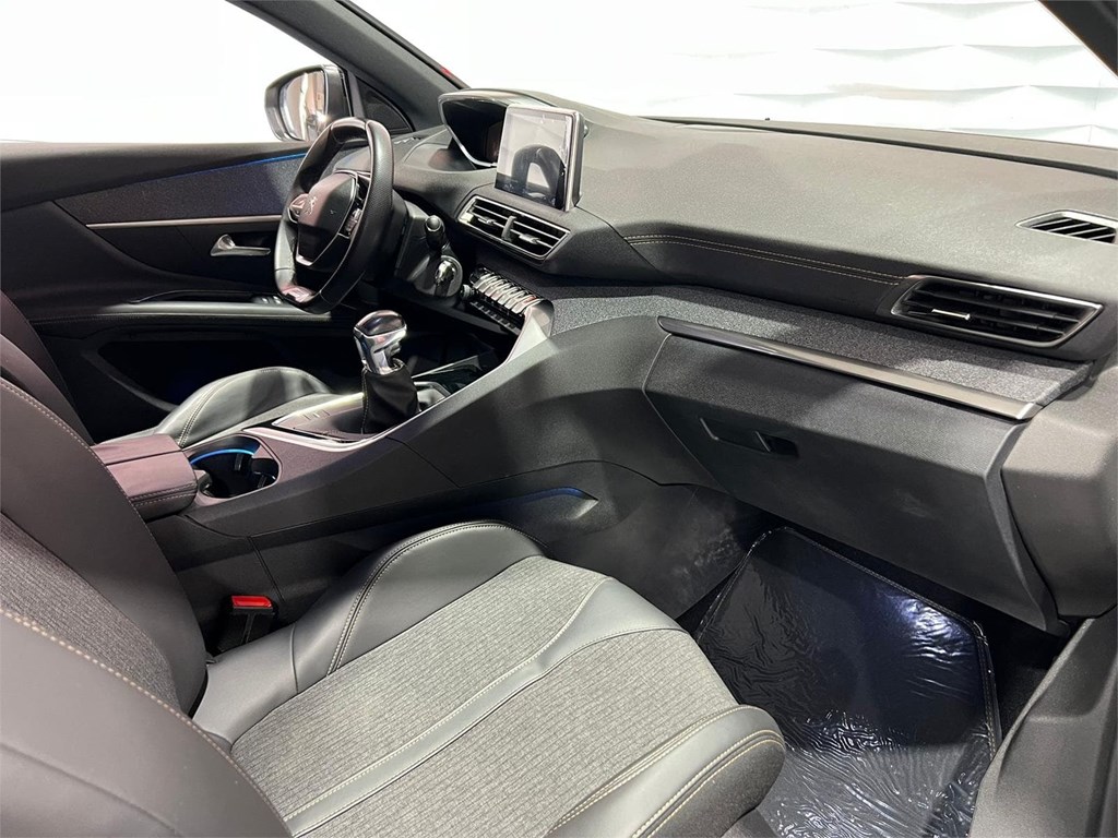 Foto 6 PEUGEOT 3008 GT-LINE 2.0 150CV