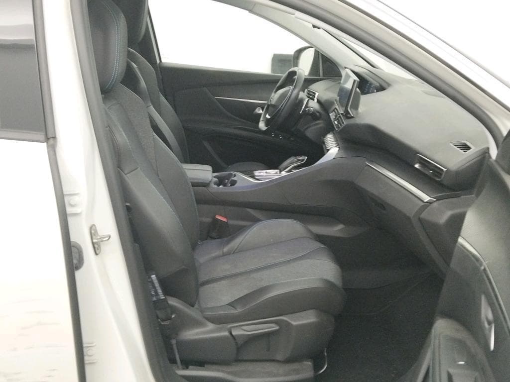 Foto 5 PEUGEOT 3008 HYBRID 225 ALLURE 1.6 PLUG-IN 225CV AT8 E6d