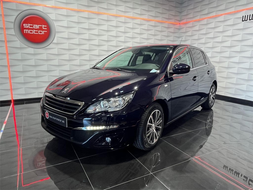 Foto 5 PEUGEOT 308 5p Style 1.6 BlueHDI 120CV