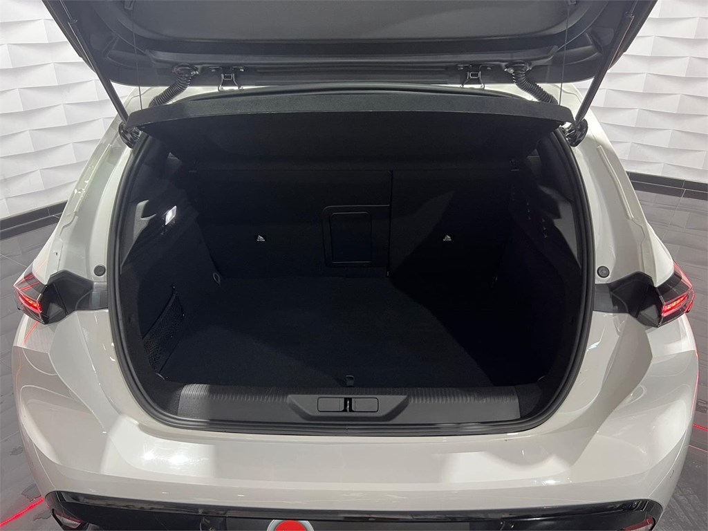 Foto 6 PEUGEOT 308 ALLURE HYBRID 180 EAT8