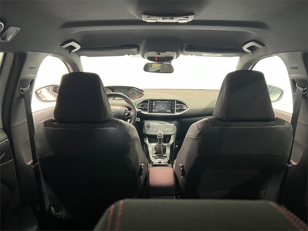 Foto 7 PEUGEOT 308 GT LINE 1.2 130CV