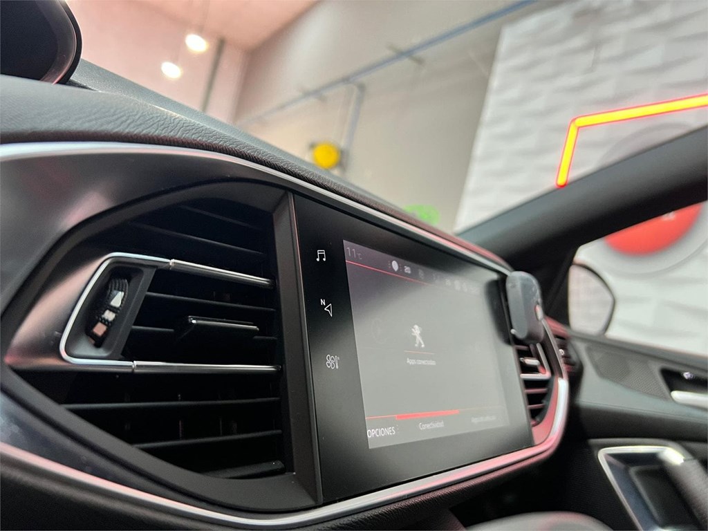 Foto 13 PEUGEOT 308 GT-LINE 1.5 BLUEHDI 130CV