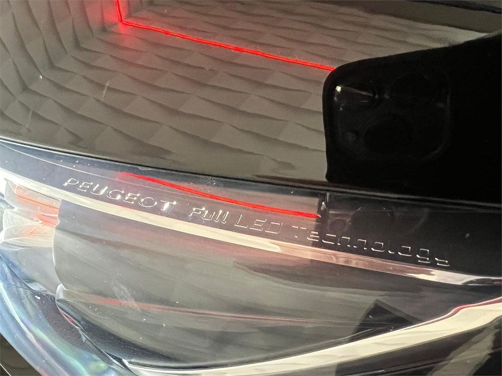 Foto 16 PEUGEOT 308 GT-LINE 1.5 BLUEHDI 130CV