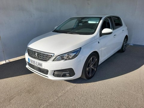 PEUGEOT 308 Tech Edition BlueHDi 130 S&S 6 Vel.