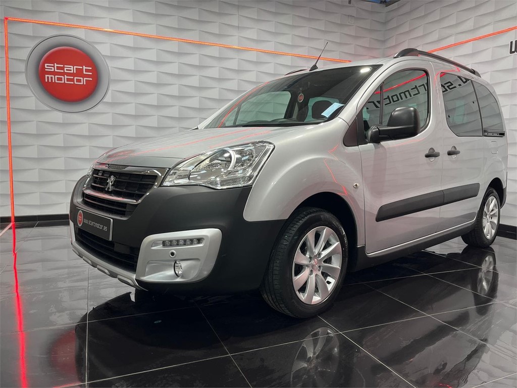 Foto 1 PEUGEOT PARTNER TEPEE ADVENTURE BLUE HDI 1.6 100CV