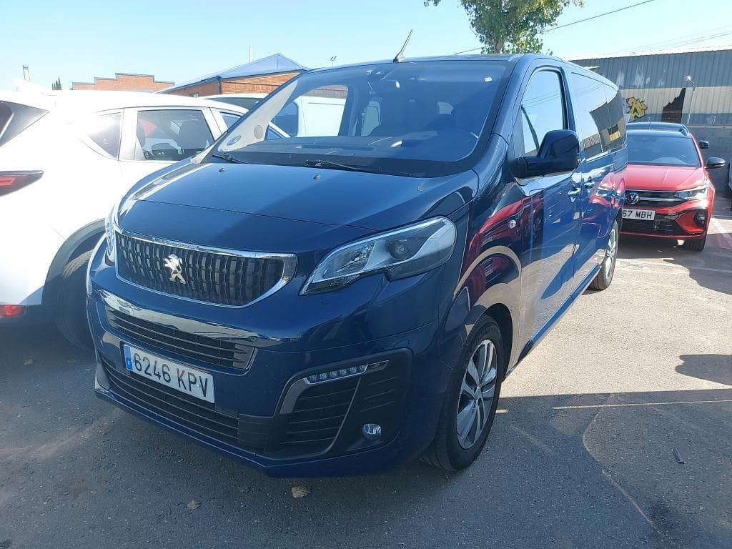 Foto 1 PEUGEOT Traveller  Allure 2.0 BlueHDi 180CV  EAT8