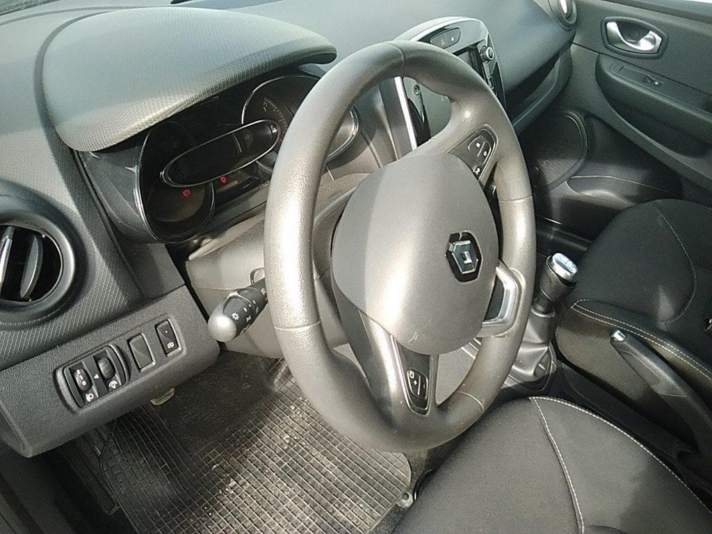 Foto 9 RENAULT CLIO BUSINESS dCi  (75CV)