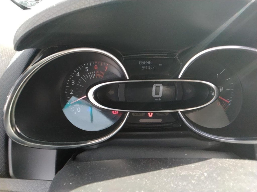 Foto 3 RENAULT CLIO LIMITED TCe 1.0 90CV
