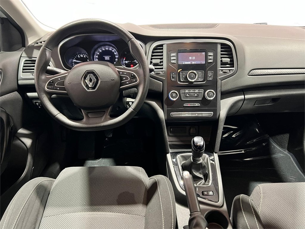Foto 8 RENAULT MEGANE BERLINA LIFE ENERGY DCI 90CV