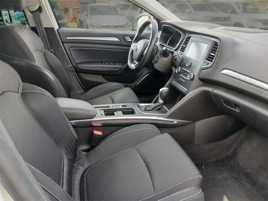 Foto 4 RENAULT MEGANE FAMILIAR ST ZEN TCE