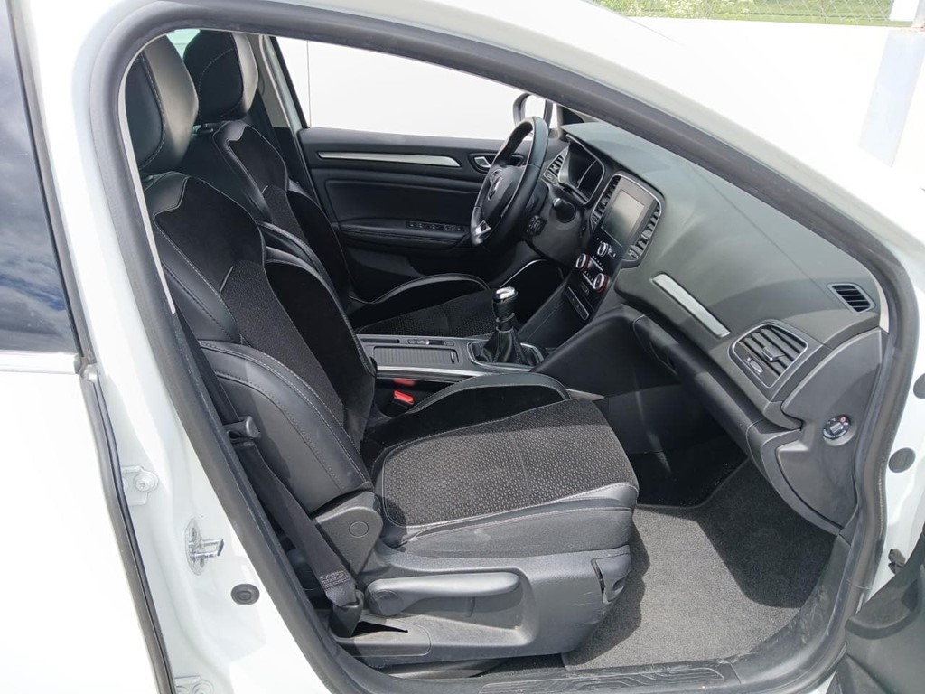 Foto 4 RENAULT MEGANE GRANDTOUR ZEN 1.2 TCE 130CV