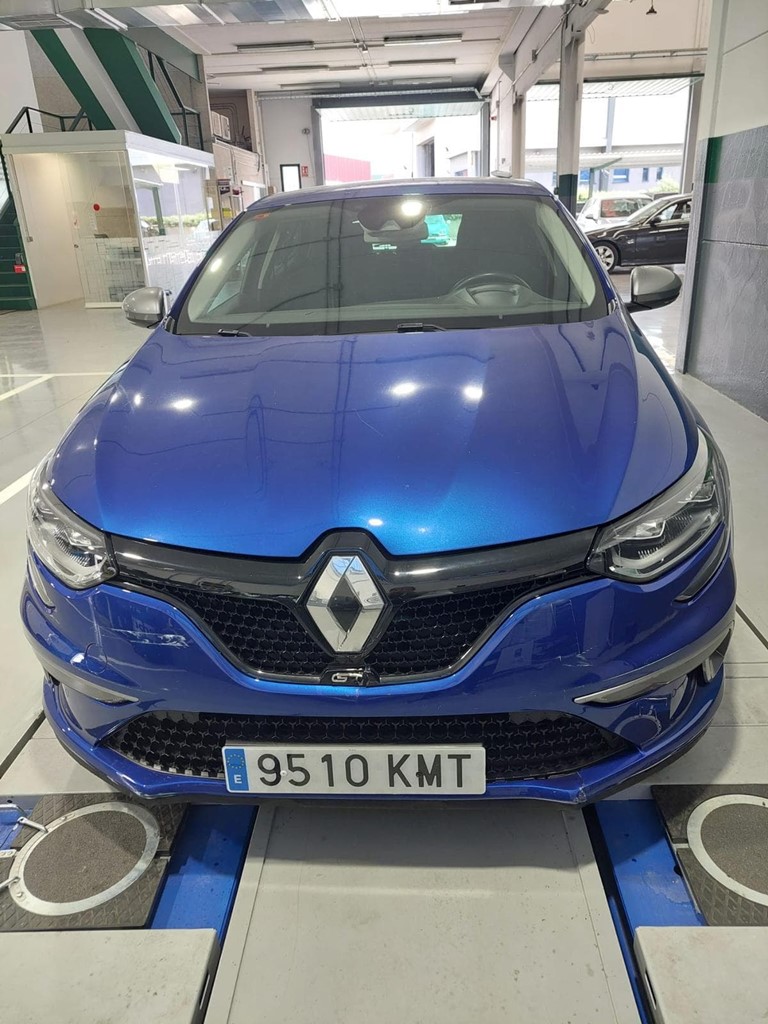 Foto 2 RENAULT Mégane GT Energy TCe 151kW 205CV EDC 5p.