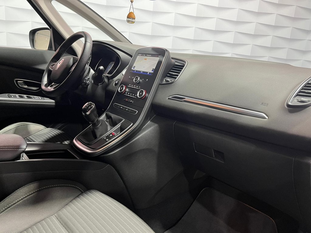 Foto 11 RENAULT SCENIC Intens Energy dCi  (110 CV)