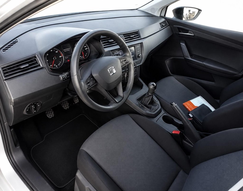 Foto 6 SEAT ARONA 1.6 TDI REFERENCE ECO 