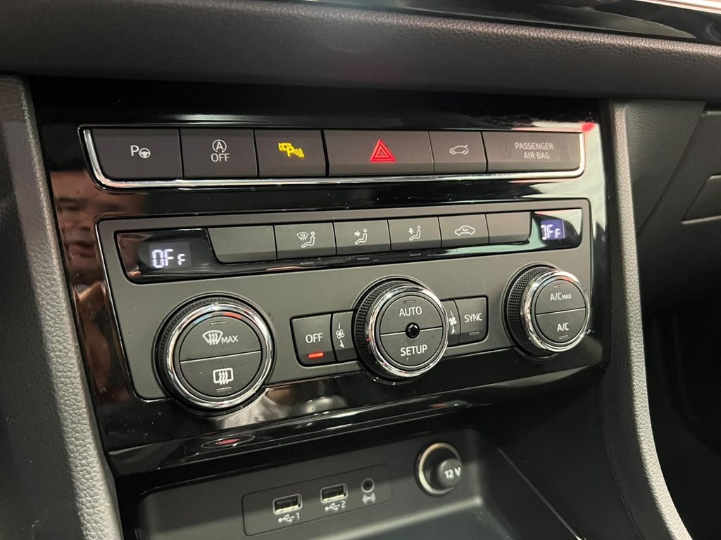 Foto 14 SEAT ATECA 1.6 TDI EXCELLENCE